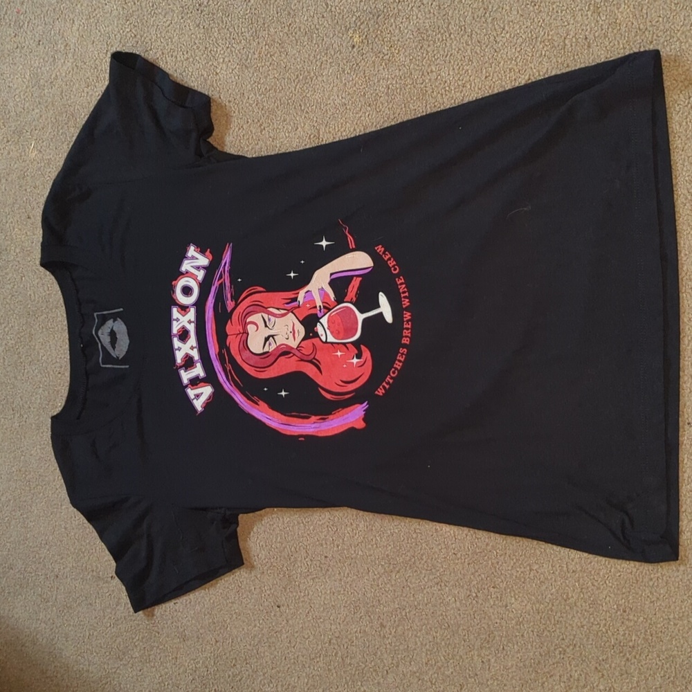 DIXXON VIXXON brand tee top